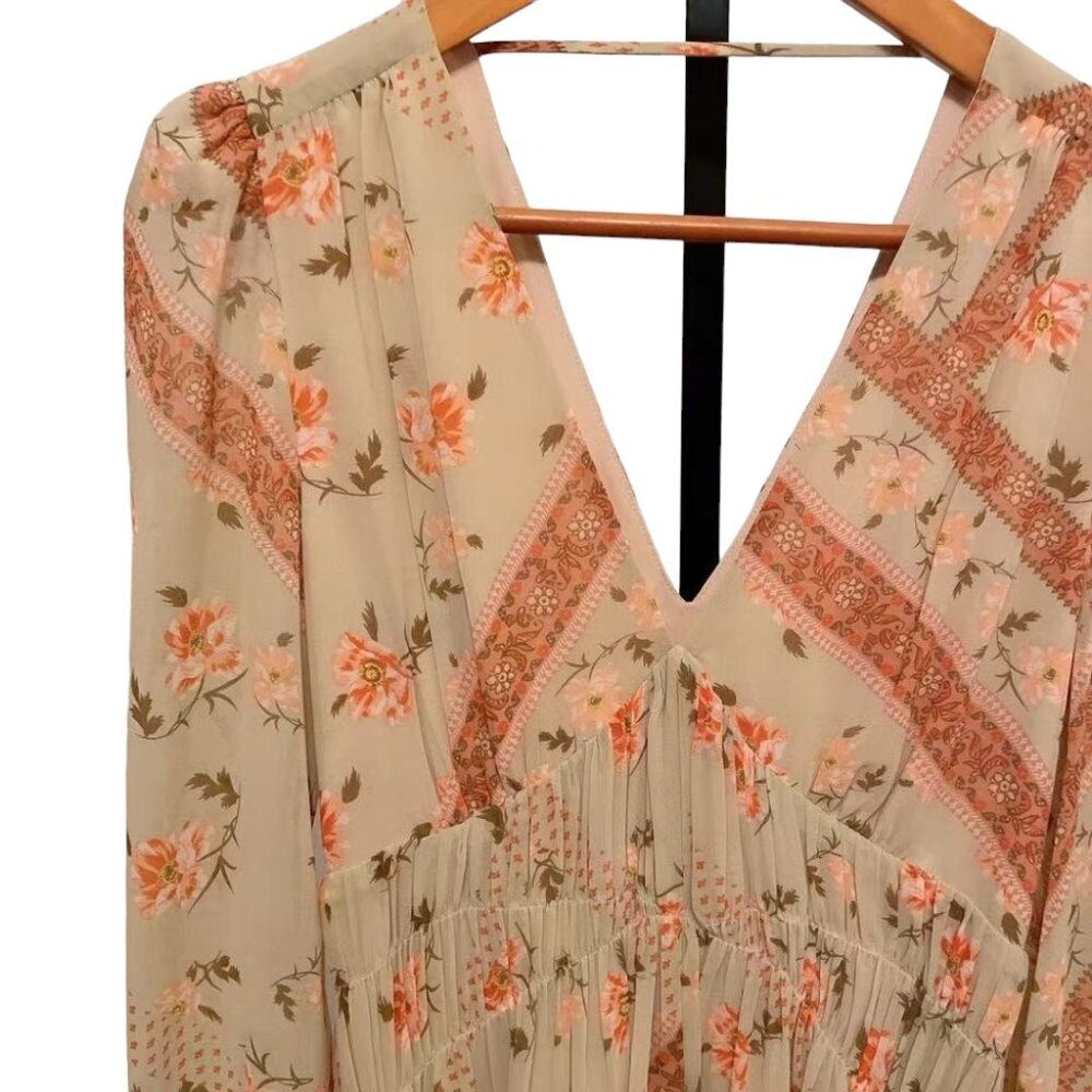 NWT ASTR The Label Sand Maxi Dress Sand Floral - Picture 3 of 4